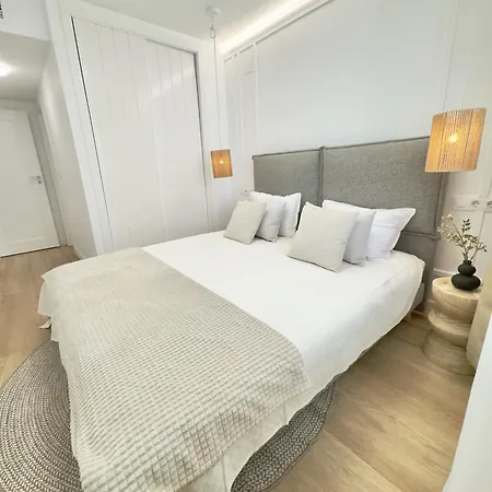 Casa Levante - Renovated Sea View Apartment, Pool Access, Ac & Penon De Ifach Views - Costa Blanca *