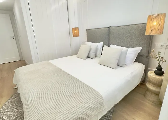 Casa Levante - Renovated Sea View Apartment, Pool Access, Ac & Penon De Ifach Views - Costa Blanca *
